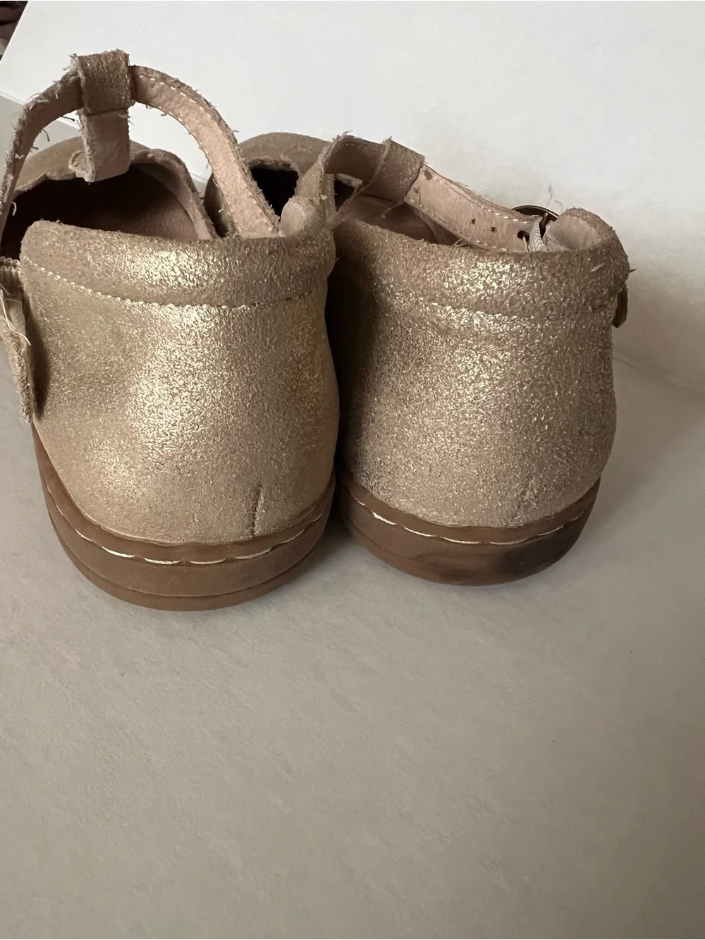Livie & Luca Metallic Gold T‑Strap Scalloped Dress Shoes